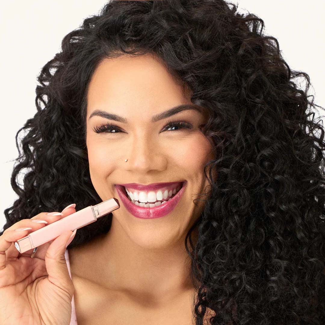 Glowhervital Lip-Plumping Glossy Lip Balm